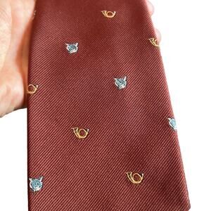 Vintage Reis of New Haven 100% Silk Tie 60/70s- fox heads w hunting bugles/horns